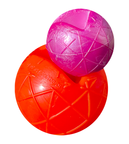 Moby Dog Ball ,KLEIN 4,5 x 3,8cm frei von giftigen Weichmachern und giftigen Inhaltsstoffen